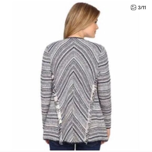 Lucky Brand Pottery Cardigan Large, Open Front with Raw Tassel Hem Trim, Woven - Picture 3 of 11